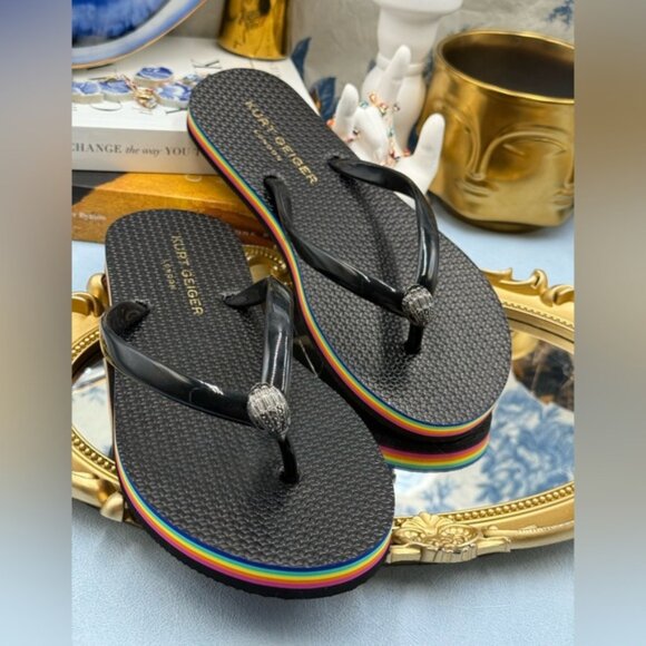 🆕 KURT GEIGER LONDON 🧿 NWOB Rainbow Kensington Black Rubber Flipflop, Sz 7.5 - Picture 7 of 13